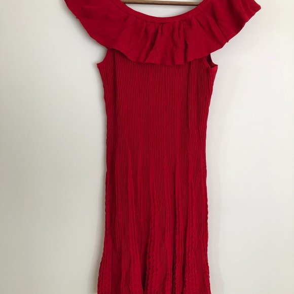 Zara - Off Shoulder Red Mini-Dress - Picture 2 of 4